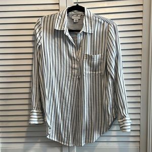 Liz Clairborne White Stripped Tunic Shirt